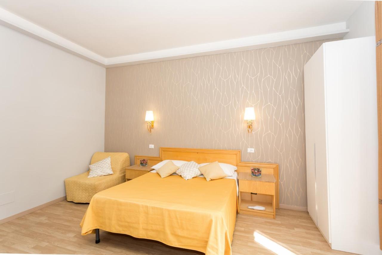 San Pietro Qq Rooms Rome Bagian luar foto