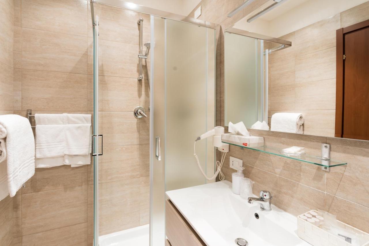 San Pietro Qq Rooms Rome Bagian luar foto